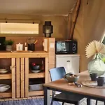 Zecamping 3 Espace Aquatique Pet Friendly Mobil-home Bbq 4 Pers Luxuszelt Tauriac (Lot)