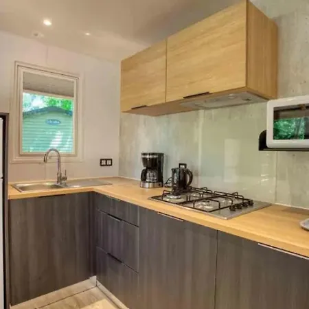 Zecamping 3 Etoiles Espace Aquatique Pet Friendly Mobil-home Bbq 4 Pers