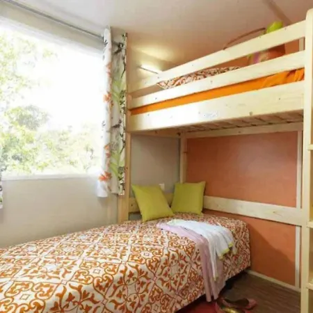 Zecamping 3 Espace Aquatique Pet Friendly Mobil-home Bbq 4 Pers Luxusní stan 3*