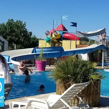 Luxussátor Zecamping 3 Etoiles Espace Aquatique Pet Friendly Mobil-home Bbq 4 Pers Tauriac (Lot)