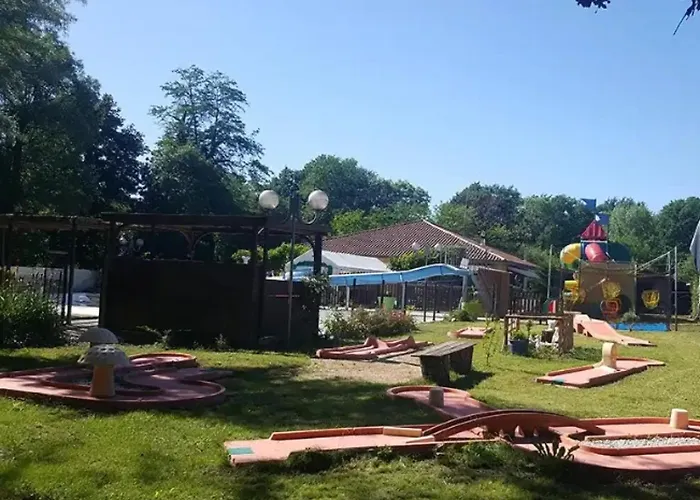 3 Etoiles - Parc Aquatique - Ccbeebd Tauriac (Lot)