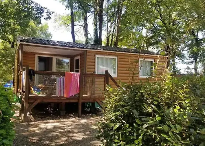 3 Etoiles - Parc Aquatique - Ccbeebd Kamp alanı Tauriac (Lot)