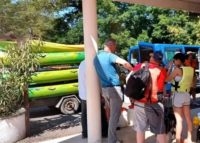 Kamp alanı 3 Etoiles - Parc Aquatique - Ccbeebd Tauriac (Lot)