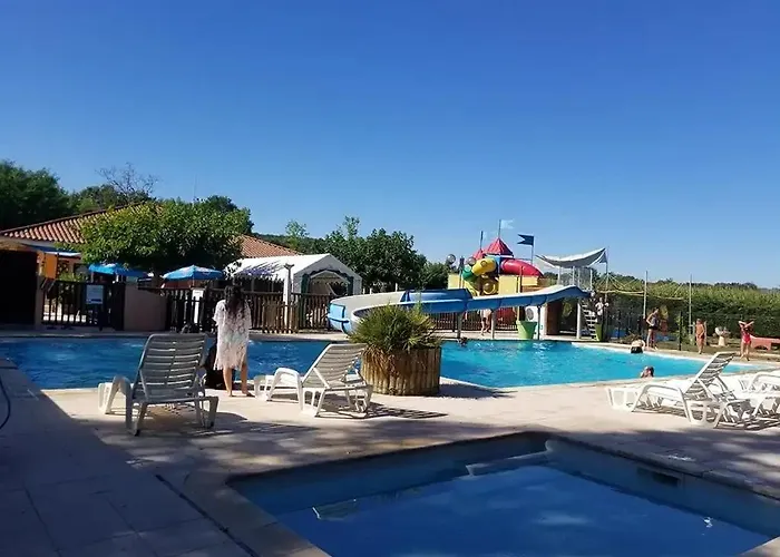 Kamp alanı 3 Etoiles - Parc Aquatique - Ccbeebd